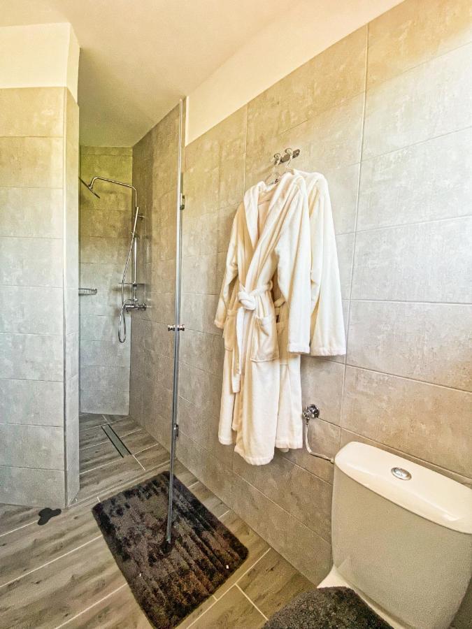 Apartmani Fenestra Оточац Екстер'єр фото